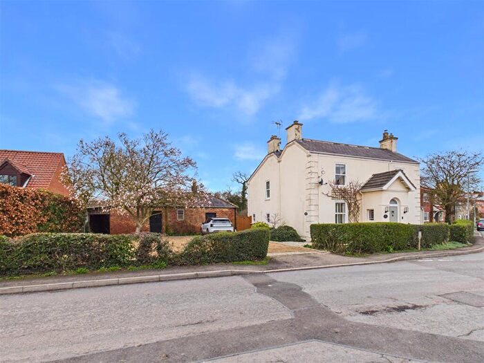 4 Bedroom Detached House For Sale In Station Road, Laxton, DN14