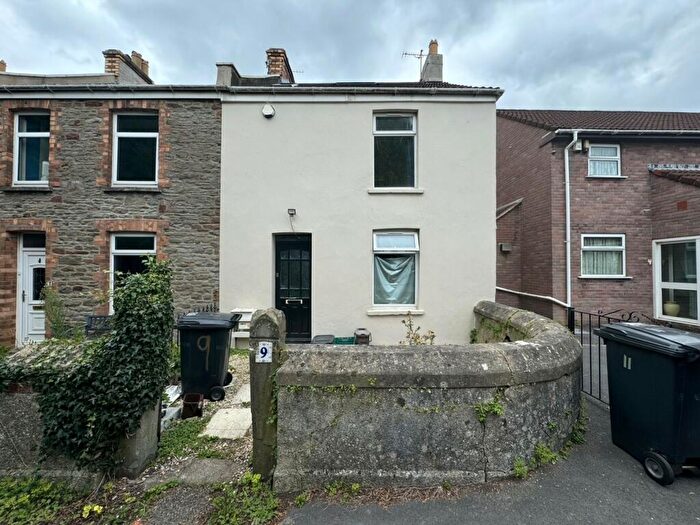 5 Bedroom House To Rent In Poplar Place, Fishponds, Bristol, BS16