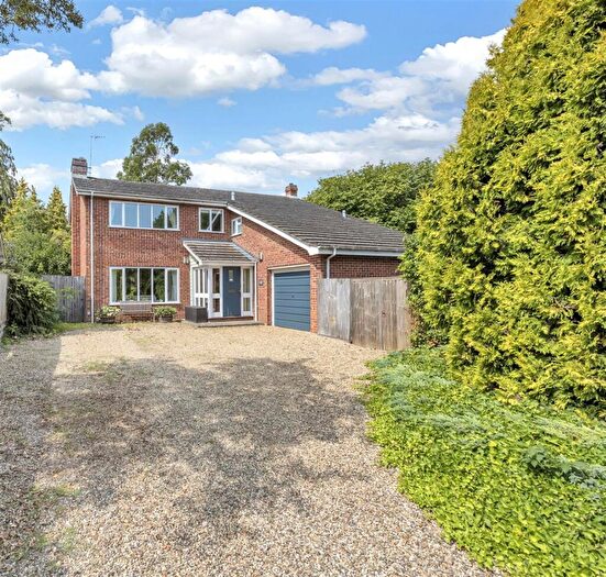 4 Bedroom Detached House For Sale In Queens Close, Bury St. Edmunds, IP33