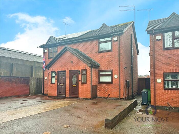 2 Bedroom Semi Detached House To Rent In Cinder Bank, Dudley, West Midlands, DY2