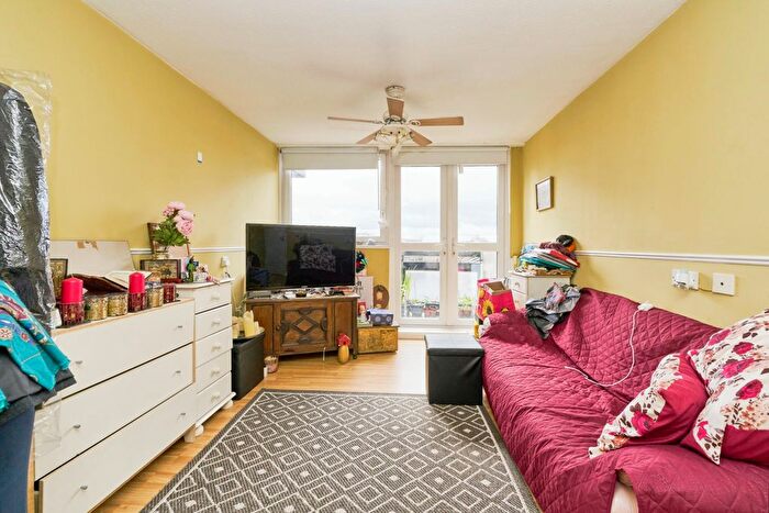 1 Bedroom Flat For Sale In King Street, London, W6