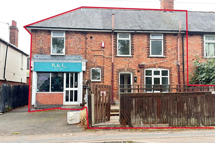 4 Bedroom Flat For Sale In Southfields Drive, Leicester, LE2