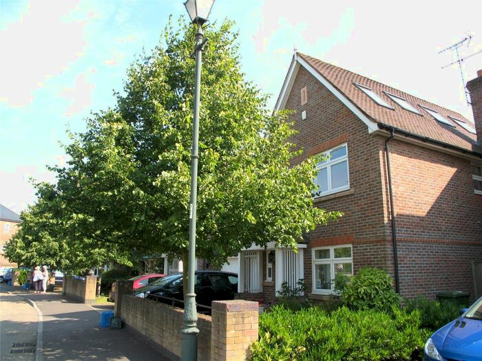 5 Bedroom Terraced House To Rent In Gander Green Crescent, Hampton, Middlesex, TW12