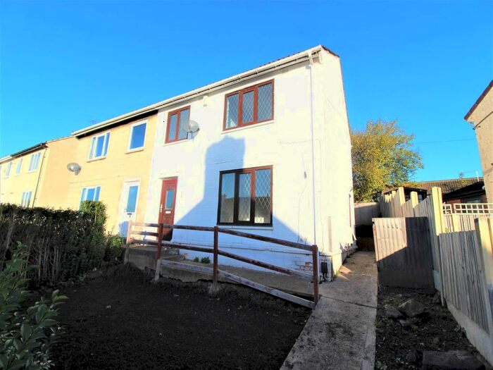 3 Bedroom Semi-Detached House To Rent In Skelton Avenue, Mapplewell, Barnsley S75