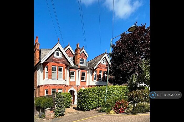 2 Bedroom Flat To Rent In Manorgate Road, Kingston Upon Thames, KT2
