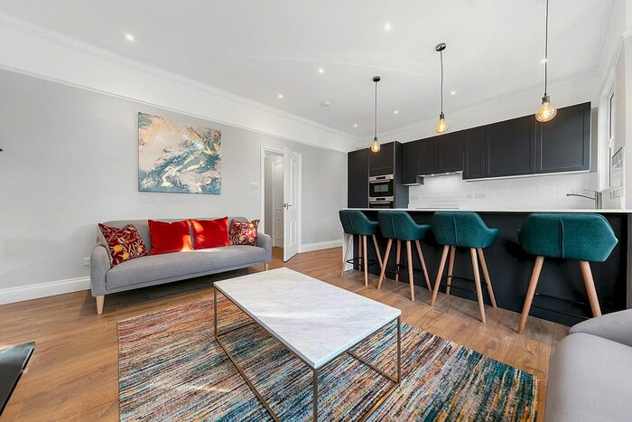 2 Bedroom Flat To Rent In Enmore Road, London, SW15