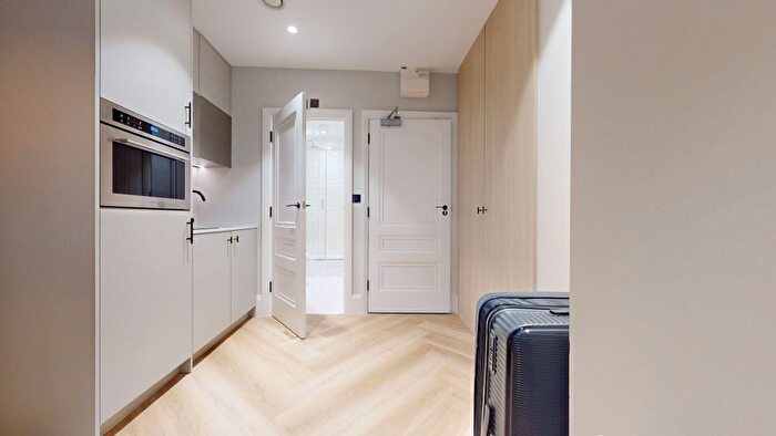 Studio To Rent In Draycott Avenue, London, SW3