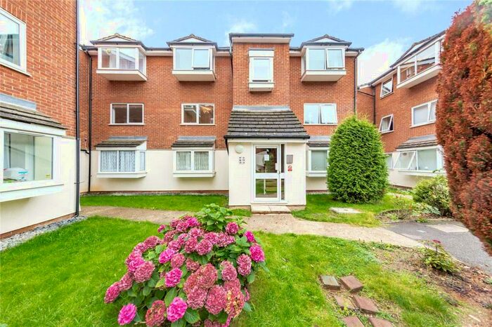 1 Bedroom Apartment To Rent In Harkness Close, Harold Hill, Romford, Essex, RM3