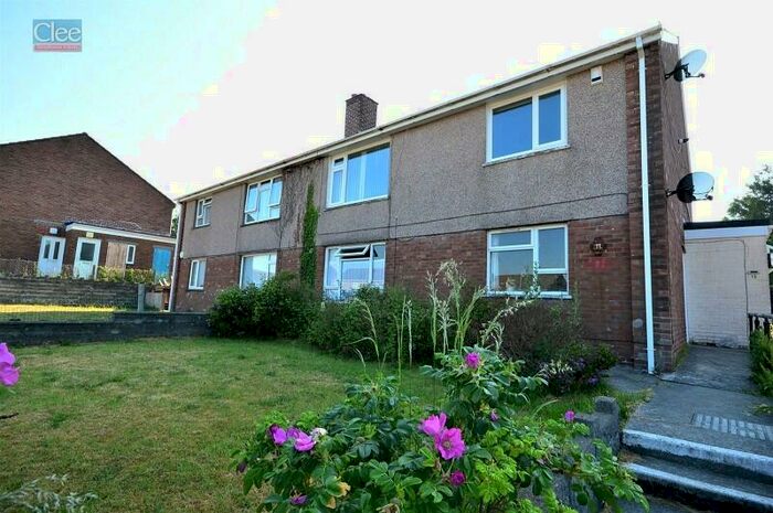 2 Bedroom Flat To Rent In Beili Glas, Loughor, Swansea, City And County Of Swansea., SA4