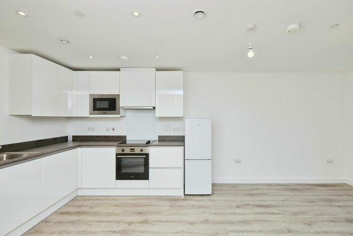 1 Bedroom Flat To Rent In Fox House, Derby, DE1