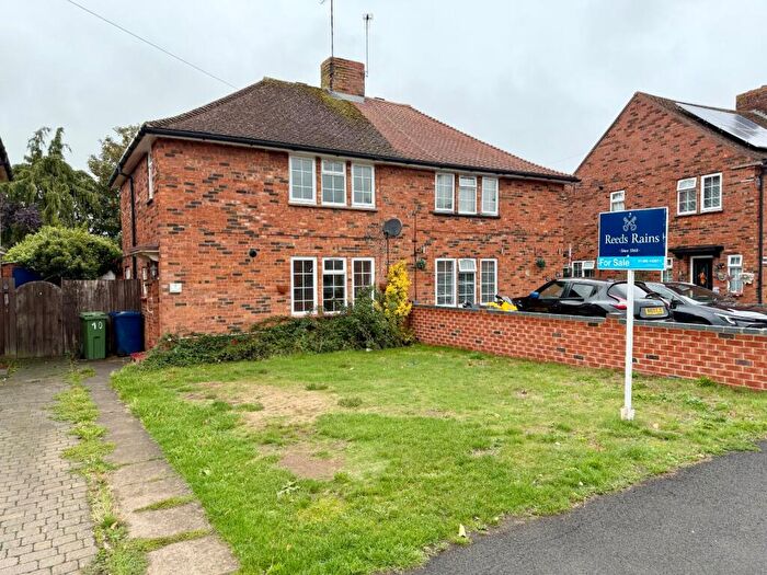 2 Bedroom Semi-Detached House For Sale In Courtiers Drive, Bishops Cleeve, Cheltenham, Gloucestershire, GL52