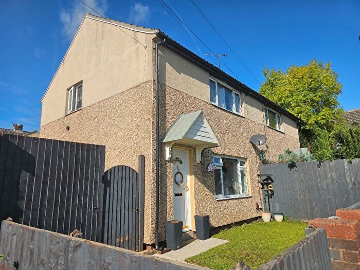 3 Bedroom Semi-Detached House For Sale In Smithy Parade, Dewsbury, WF12