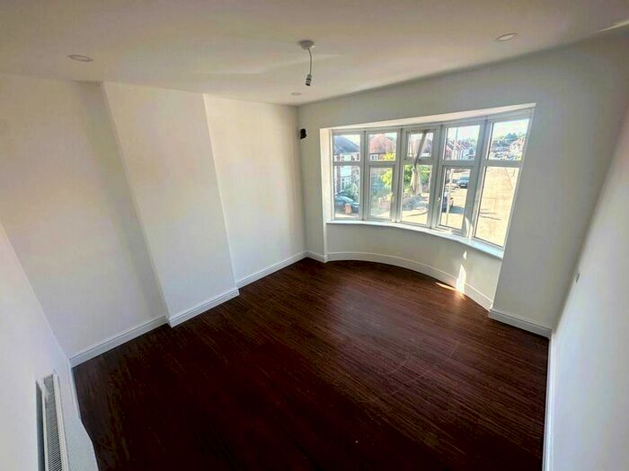 3 Bedroom Semi-Detached House To Rent In Lynholme Road, Leicester, LE2