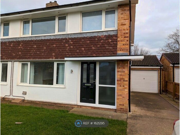3 Bedroom Semi-Detached House To Rent In Linton Meadow, Linton On Ouse, York, YO30