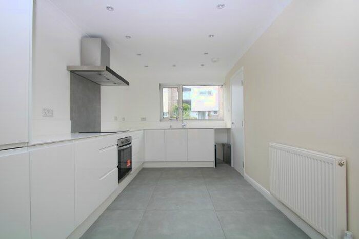 3 Bedroom Property To Rent In Ham View, Croydon, CR0