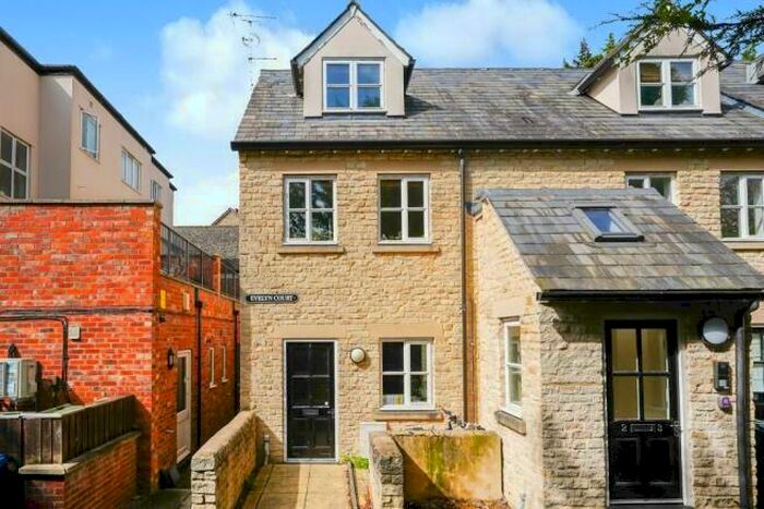 1 Bedroom Apartment To Rent In Evelyn Court, East Oxford, OX4