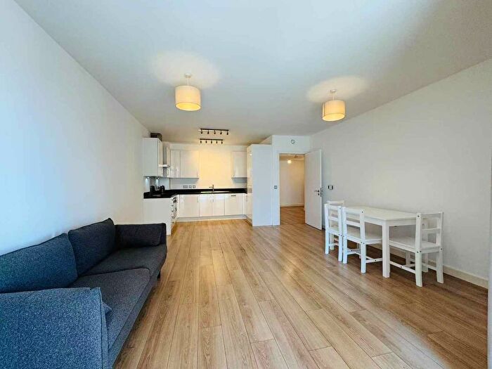 1 Bedroom Flat To Rent In Rathbone Street, London, E16