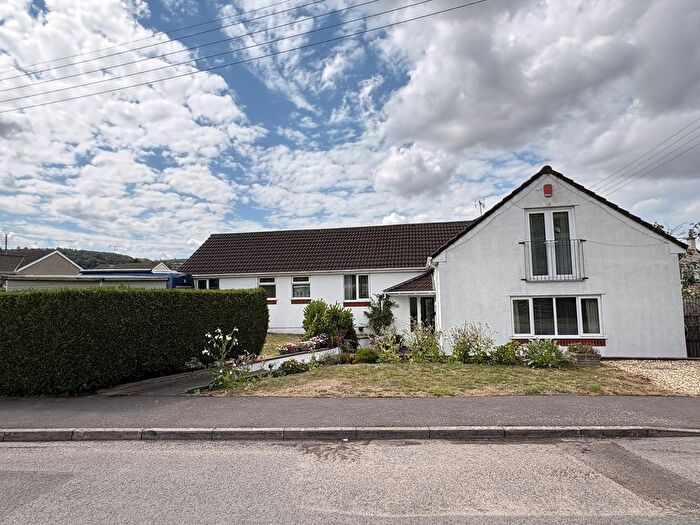 4 Bedroom Detached House For Sale In Yadley Close, Winscombe, North Somerset, BS25