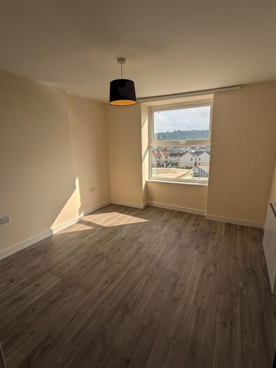 1 Bedroom Flat To Rent In Fore Street, Seaton, EX12