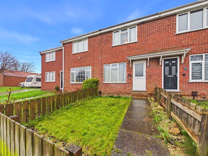 2 Bedroom Terraced House For Sale In Queens Drive, Whitby, YO22