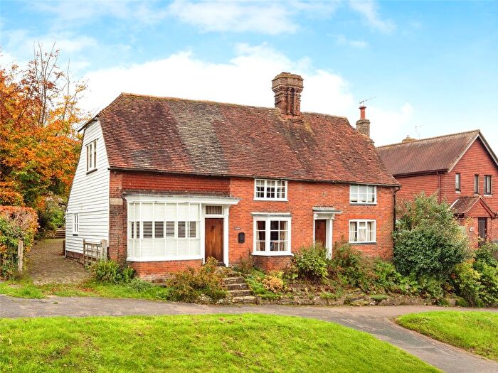 5 Bedroom Detached House For Sale In School Hill, Lamberhurst, Tunbridge Wells, Kent, TN3