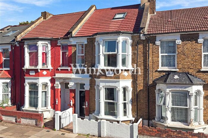 4 Bedroom Terraced House To Rent In Winchelsea Road, London, N17