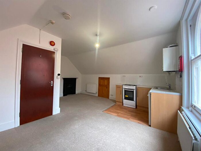 Studio To Rent In Clarendon Road, Southsea, PO5