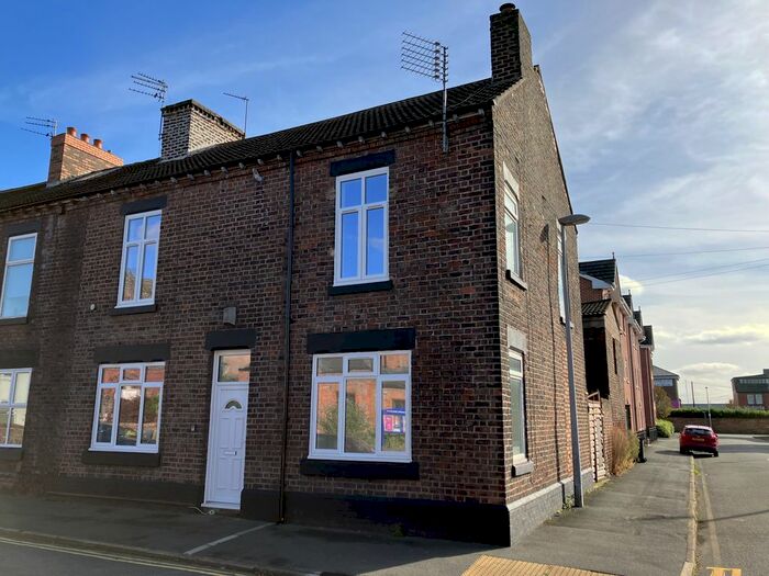 4 Bedroom Property For Sale In Lacey Street, Widnes, Cheshire, WA8