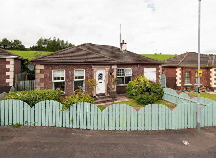 3 Bedroom Detached Bungalows For Sale In Oakwood Avenue, Belfast, BT8