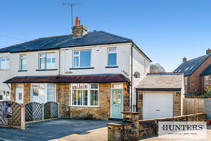 3 Bedroom Semi Detached House For Sale In Nethercliffe Road, Guiseley, Leeds, LS20
