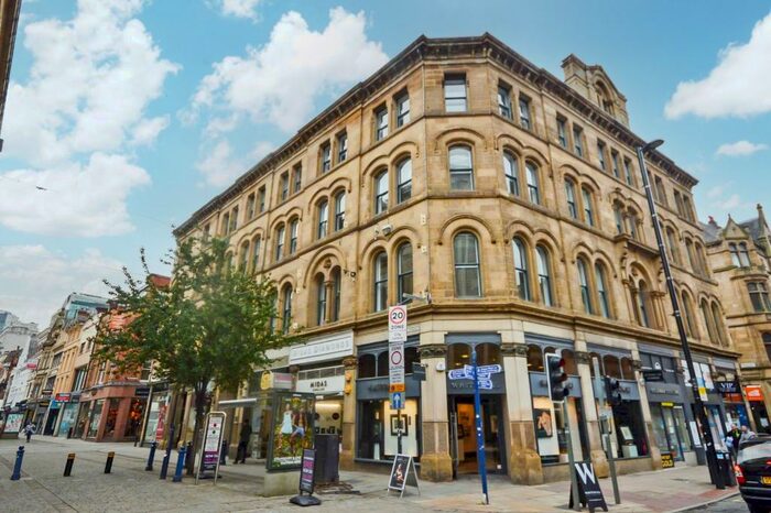 2 Bedroom Apartment To Rent In King Street, City Centre, Manchester, M2