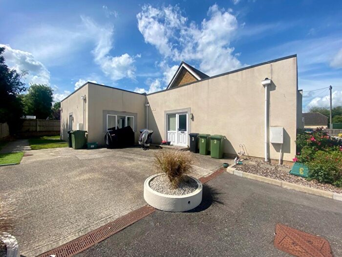 2 Bedroom Apartment To Rent In Old Worting Road, Basingstoke, RG22