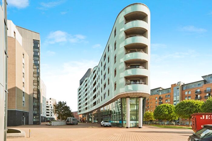 2 Bedroom Apartment For Sale In East Street, Leeds, LS9