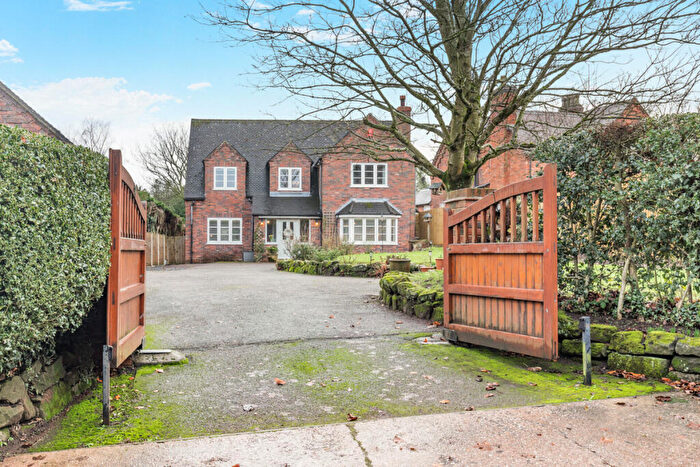 4 Bedroom Detached House For Sale In The Village Walton-on-the-Hill Stafford, Staffordshire, ST17