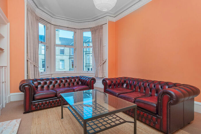 2 Bedroom Flat To Rent In Comely Bank Avenue Edinburgh United Kingdom, EH4