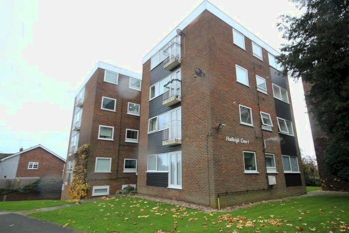 2 Bedroom Flat To Rent In London Road, Brentwood, CM14