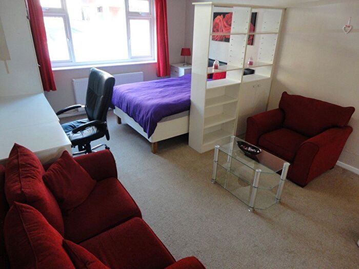 Studio To Rent In Whiteoak Road, Manchester, Greater Manchester, M14