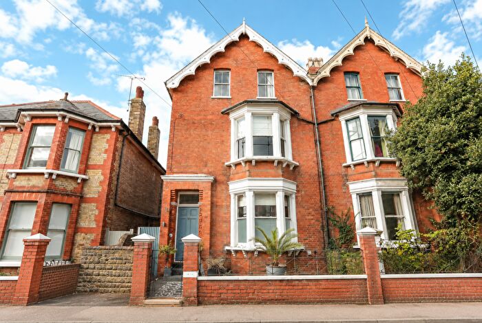 5 Bedroom Semi Detached House For Sale In Grove Road, Ramsgate, CT11