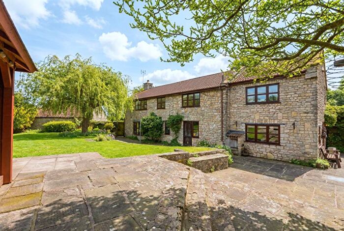 4 Bedroom Detached House For Sale In Timsbury Road, Farmborough, BA2