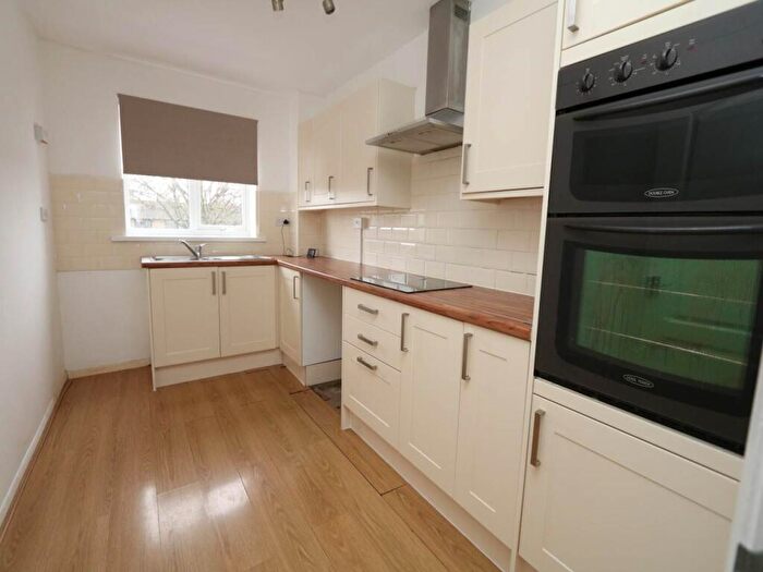 1 Bedroom Flat To Rent In Plas Cleddau, Barry, Vale Of Glamorgan, CF62