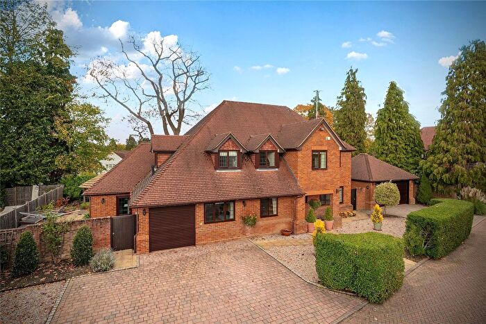 5 Bedroom Detached House For Sale In Horsell, Surrey, GU21