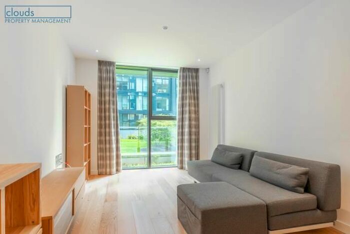 1 Bedroom Flat To Rent In Simpson Loan, Quartermile, EH3
