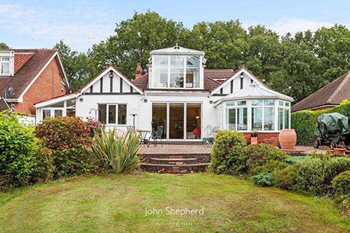 4 Bedroom Detached House For Sale In Earlswood Common, Earlswood, Solihull, Warwickshire, B94