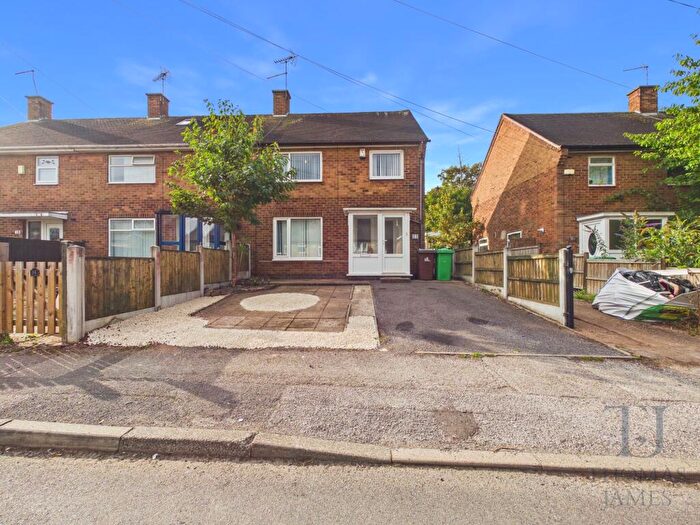 3 Bedroom Semi-Detached House For Sale In Leverton Green, Nottingham, NG11