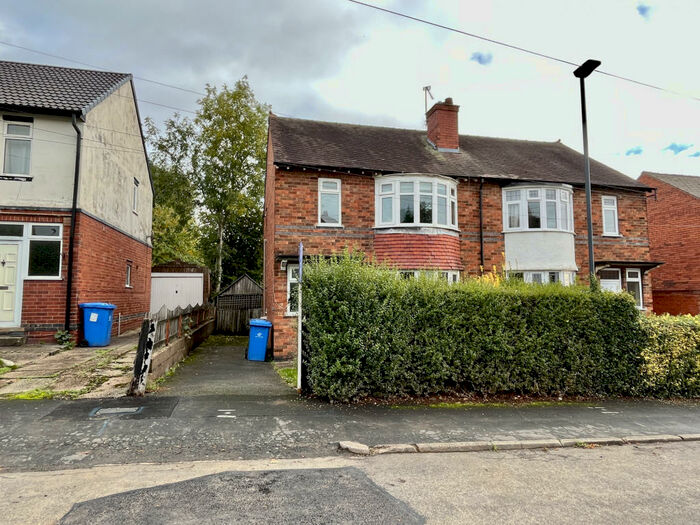 3 Bedroom Semi-Detached House To Rent In Mostyn Avenue, Derby, Derbyshire, DE23