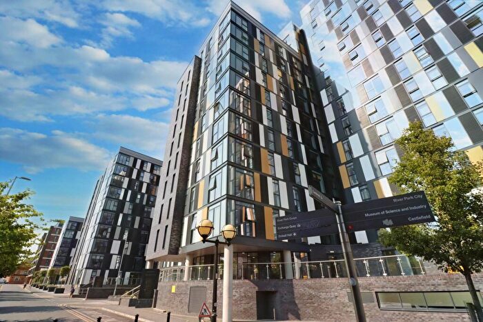 1 Bedroom Apartment For Sale In Woden Street, Salford, M5