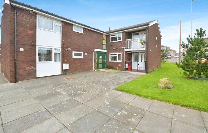 2 Bedroom Flat To Rent In St. Pauls Court, Oswaldtwistle, BB5