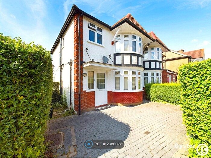 3 Bedroom Semi Detached House To Rent In Kings Way, Harrow, HA1
