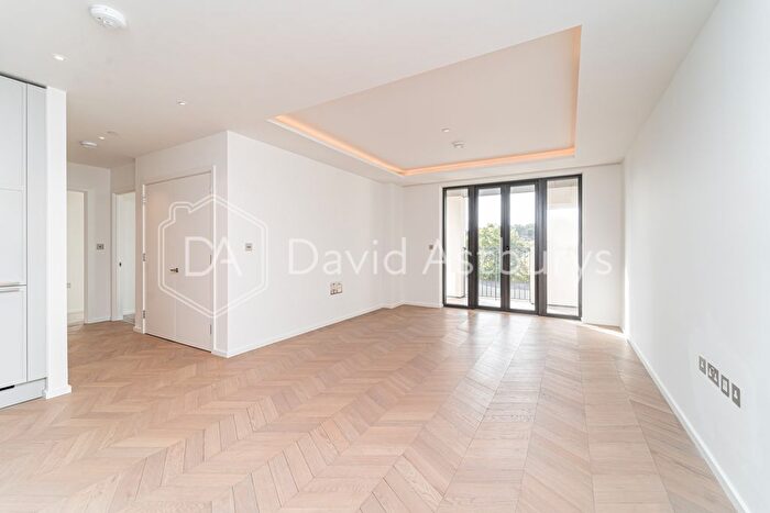 2 Bedroom Flat To Rent In Farnfield Close, Crouch End, London, N8