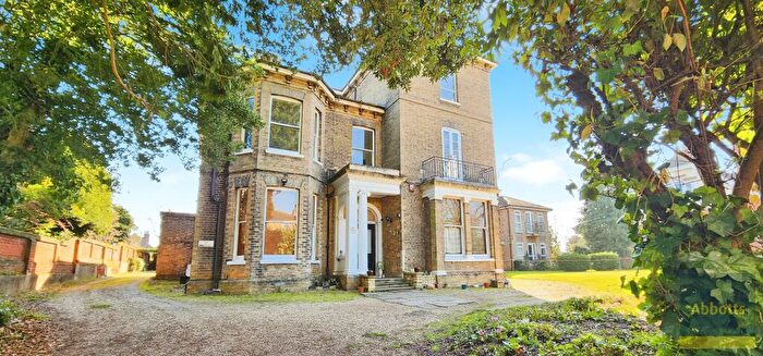 2 Bedroom Apartment To Rent In Cambridge Road, Lexden, Colchester, CO3